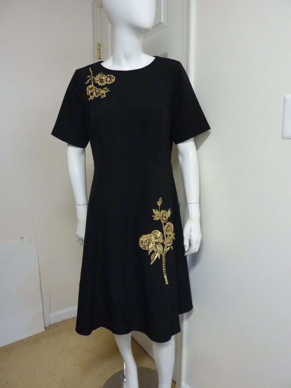 Rene Ruiz short Sleeve Crepe A-Line Dress